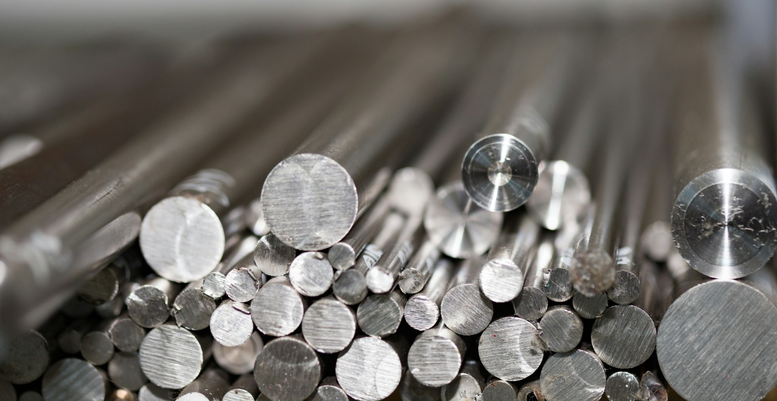 Tool steel bars and rods